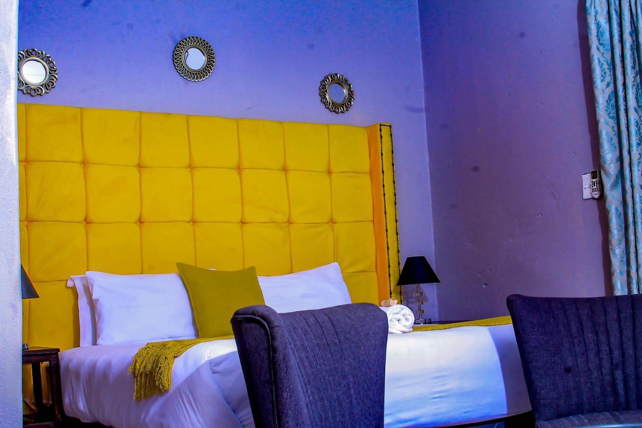 Mount Azimbo Lodge Louis Trichardt Esterno foto