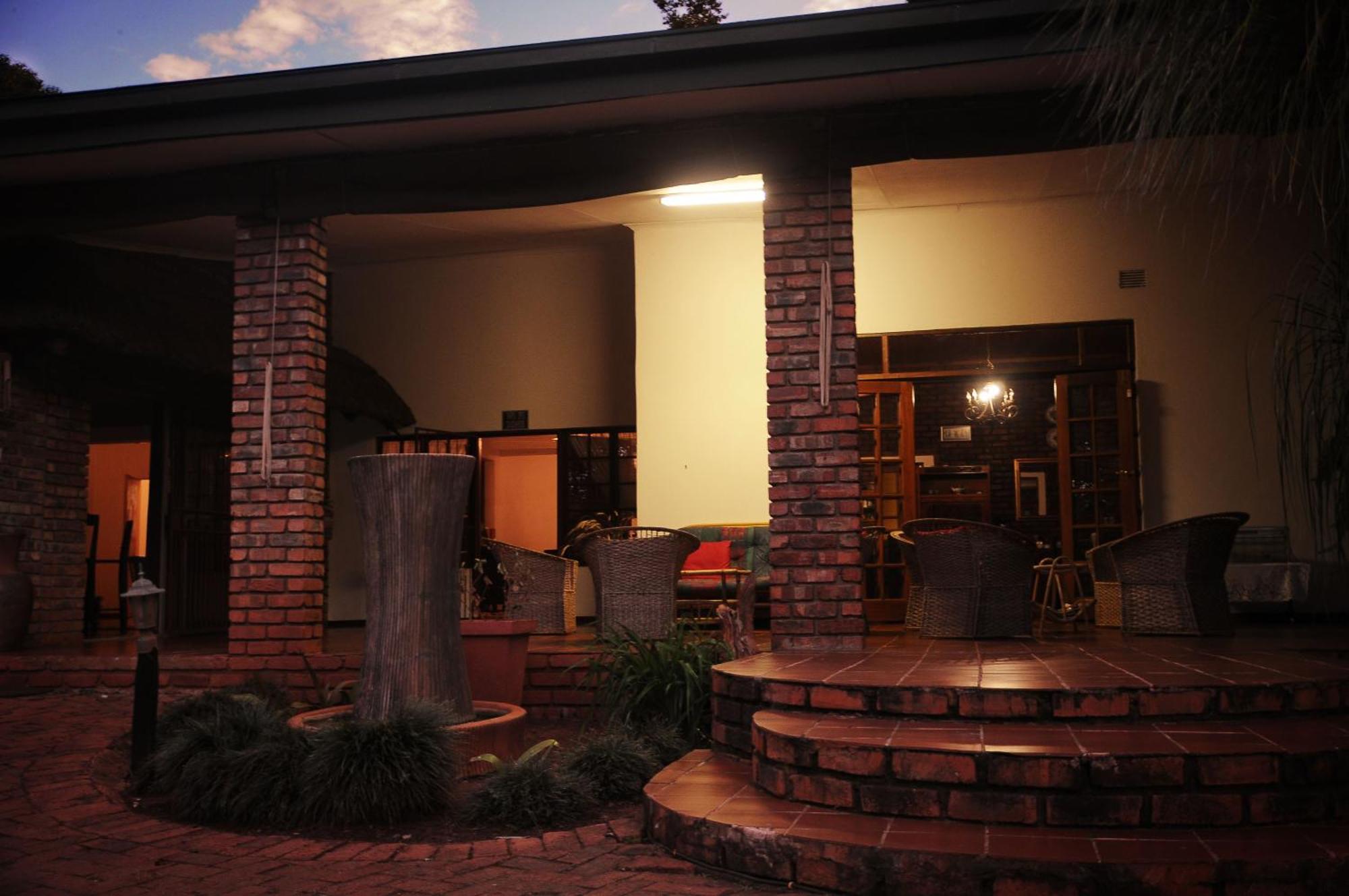Mount Azimbo Lodge Louis Trichardt Esterno foto