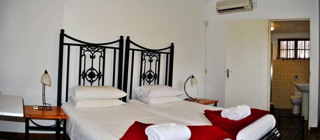 Mount Azimbo Lodge Louis Trichardt Esterno foto